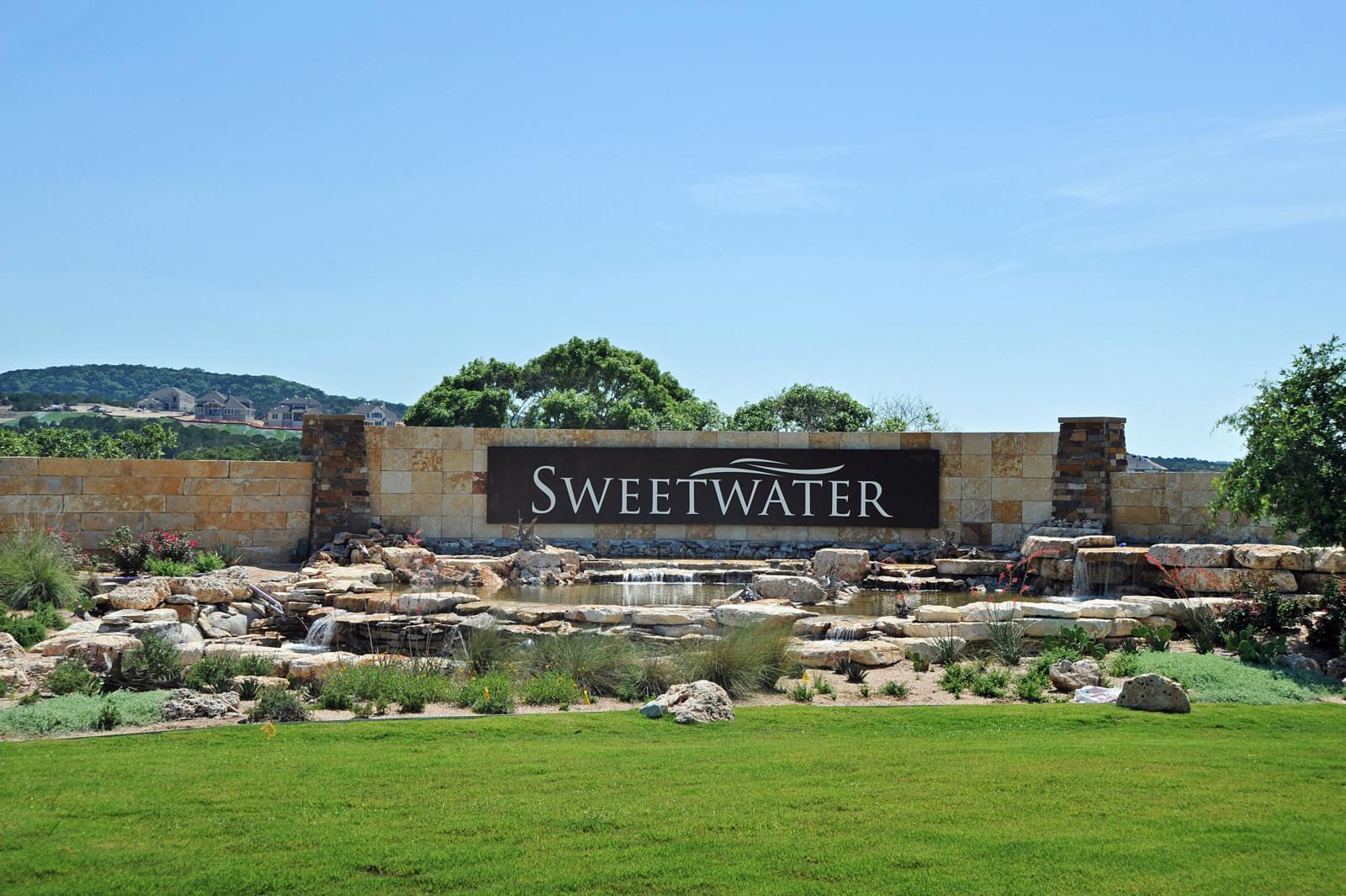 Sweetwater Village Rust and Mildew Removal in Spicewood, Texas